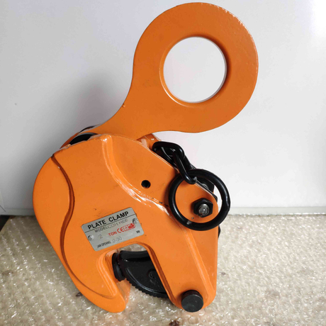 CDH VERTICAL PLATE CLAMP-4.jpg